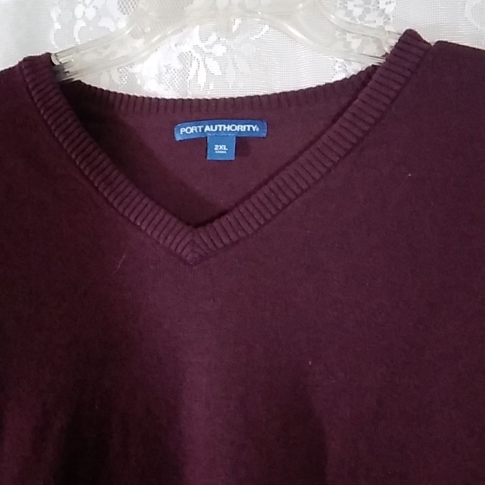 PORT  AUTHORITY MEN'S SWEATER V SIZE 2XL BURGUNDY